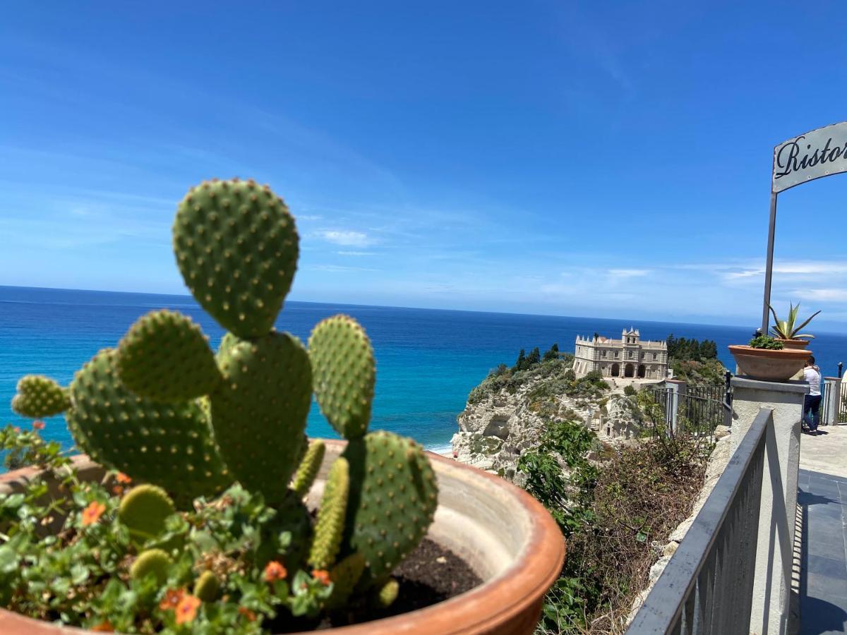 Bed and Breakfast Terrazzo Del Borgo Tropea Exterior foto
